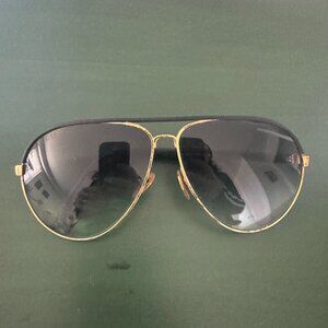 Discontinued Gucci Aviator Sunglasses – Black & Gold – Unisex – Fair Condition